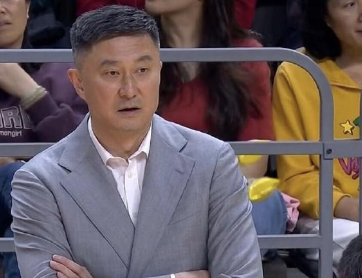 开云体育下载网址-杜锋:常规赛不该打得这么紧,如此大起大落对球队的伤害太大